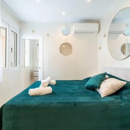 Dali 2 Bedrooms *